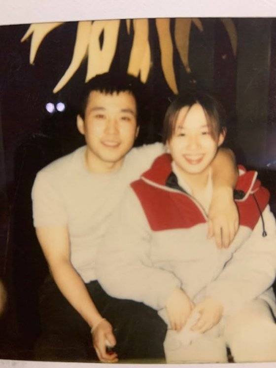 31살에 지금의 아내와 함께 찍은 사진. [사진 이상윤]