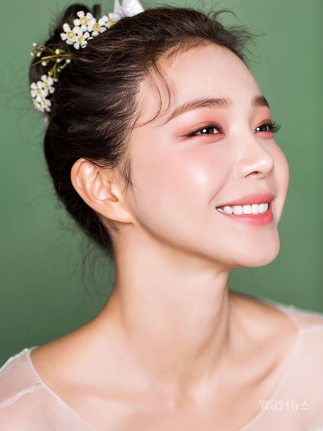 사진 : 보이드 바이 박철, 2021 TRENDY WEDDING HAIR & MAKE UP SHOP
