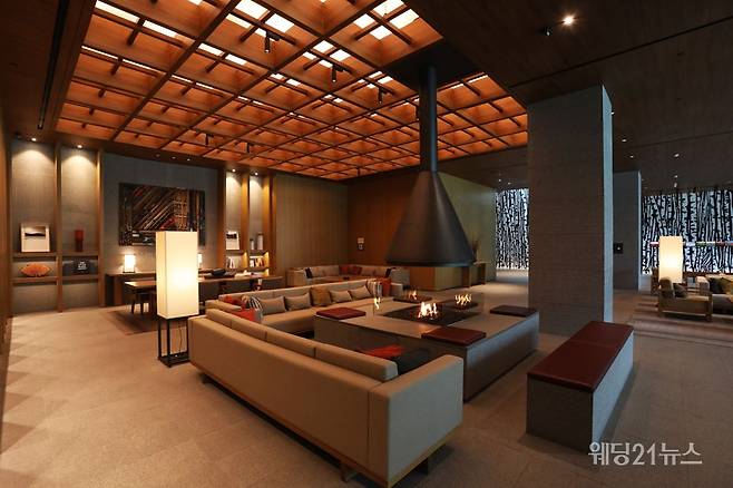 사진 :&nbsp;로비