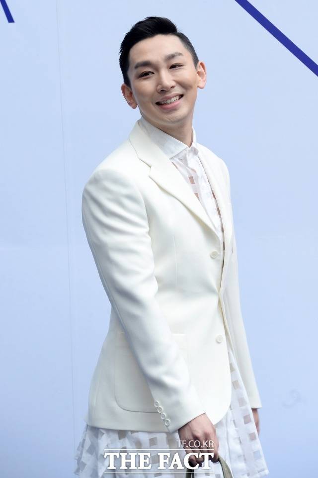 김호영이 지난해 11월 자신을 성추행 혐의로 고소한 A씨를 무고로 맞고소 했으나 명예훼손 협박 무고 등 모든 혐의에서 불기소 처분으로 해당 사건이 종결됐다. 그 과정에서 김호영이 기존의 진술을 번복하고 '유사 성행위'를 일부 인정한 것으로 드러났다. /더팩트 DB