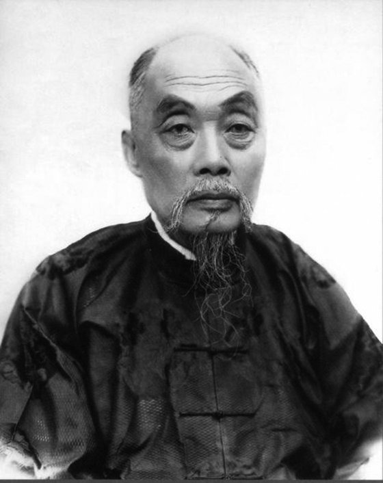 청말의 실업가 장건(1853~1926).