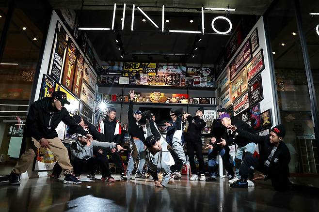 전 세계에서 약 200회 우승을 달성한 진조크루. 우상조 기자