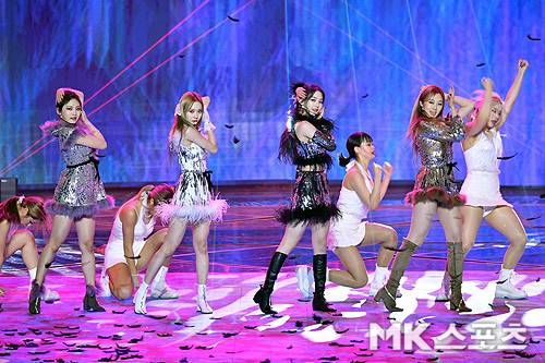 Aespa Gorgeous Stage [MK Photo] Maekyung.com MK Sports=Chun Jung Hwan reporter2020 KBS Song Festival Red Carpet was held at KBS Hall in Yeouido, Yeongdeungpo-gu, Seoul on the afternoon of the 18th.Aespa has a stage for the grand festival.