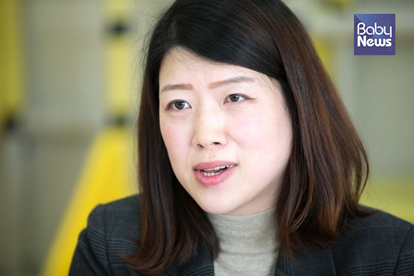 김승언 터치아이발달센터 대표는&nbsp;"자폐성향이 있다고 진단을 받게 되면 서로의 탓을 하며 부부 간의 갈등이 생기기 마련인데, 엄마 탓도 아니고 아빠 탓도 아니다"라며 "부부끼리 잘 얘기해서 아이를 위해서 충분히 놀아주고 소통할 수 있게끔 해주면 아이는 분명 계속적으로 좋아질 수가 있다"고 말했다. 최대성 기자&nbsp;ⓒ베이비뉴스