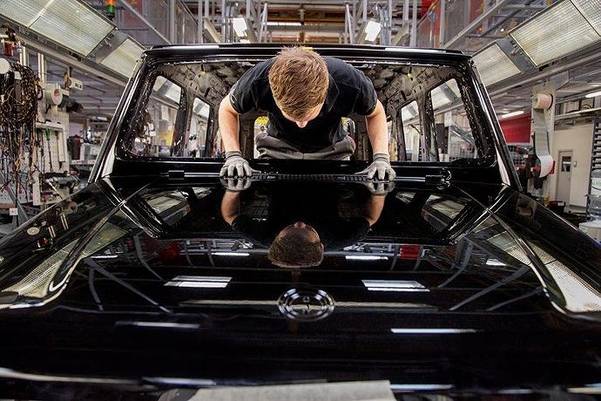 마그나 오스트리아 공장에서 위탁생산되는 메르세데스-벤츠 G클래스./ 메르세데스-벤츠 제공