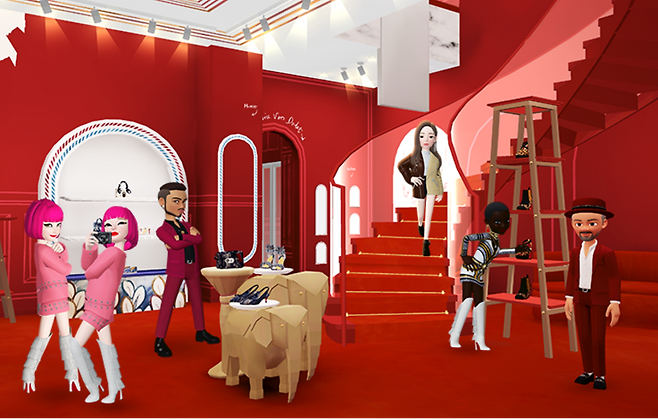 명품 신발 브랜드 '크리스티앙 루부탱'은 가상 세계 플랫폼 '제페토'에서 신제품을 선보였다. 아바타들을 위한 아이템도 내놨다.