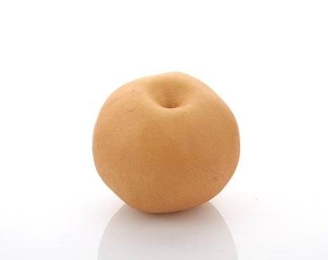 우리나라는 예로부터 민간 감기약이 전해져 내려오고 있다. 배중탕, 배숙도 그 가운데 하나이다. 배중탕은 배 속을 파내 그 안에 약재들을 넣고 푹 고아 먹는 방법이다. [사진 pixabay]