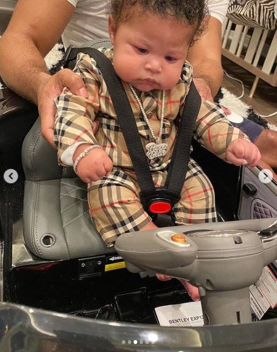 니키 미나즈 인스타그램