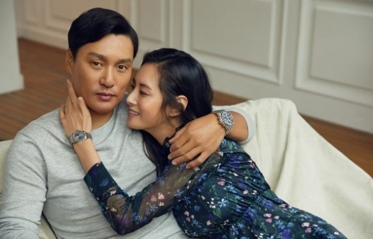 전 프로야구 선수 이승엽(44) 이송정(38) 부부가 늦둥이 셋째룰 출산했다./사진=W코리아 제공