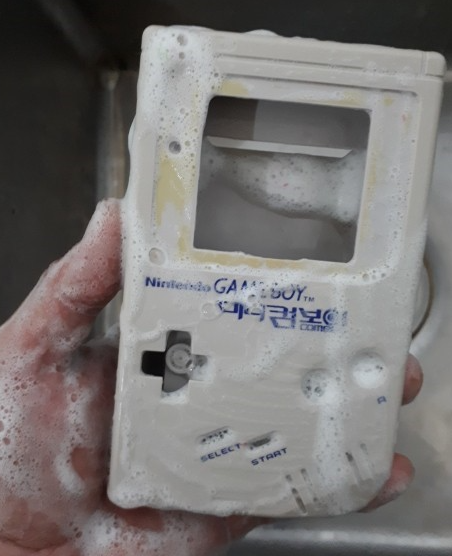 (어쩔 수 없이 물 세척 돌입!)/ 깐돌사마님 사진제공