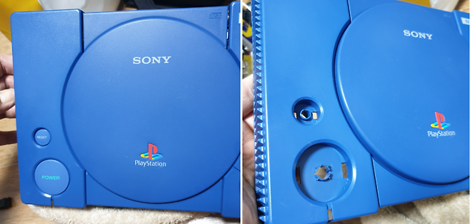(상처가 많았던 파란색 플레이스테이션원 개발자 버전도 상처를 없애는 중.. 버튼도 떼내서 구석구석 닦아준다)
