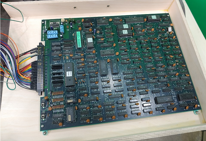 (전용 나무 상자로 기판을 보관할 수도 있다) / 콜플님 사진 제공