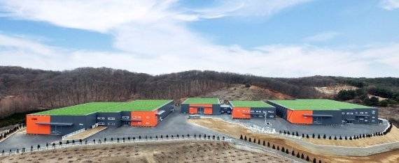 YCDSMC 스튜디오 139