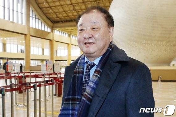 8일 주일본대한민국대사에 공식 임명된 강창일 전 더불어민주당 의원 /사진=뉴스1