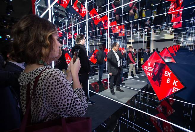 지난해 1월 미국 라스베이거스에서 열린 CES 2020 전시장 전경. 올해는 11일(현지시간)부터 나흘간 온라인 전시회로 개최된다.