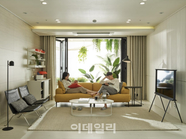 한샘이 제안하는 신혼부부를 위한 전용 59㎡ 거실 디자인. (사진=한샘)
