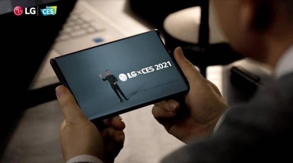 사진은 LG 프레스 콘퍼런스에서 'LG 롤러블'이 나오는 장면. [LG전자 ]