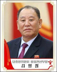 김영철 북한 통일전선부장 북한 대남담당 당 부위원장이었던 김영철이 통일전선부장으로 임명됐다. 조선중앙통신은 11일 전날 열린 전원회의에서 이 같은 내용을 담은 당중앙위원회 정치국과 상무위원회 선거가 진행됐다고 보도했다. 2021.1.11 [노동신문 홈페이지 캡처. 재판매 및 DB 금지]