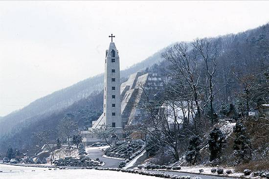 미리내성지 겨울 경당