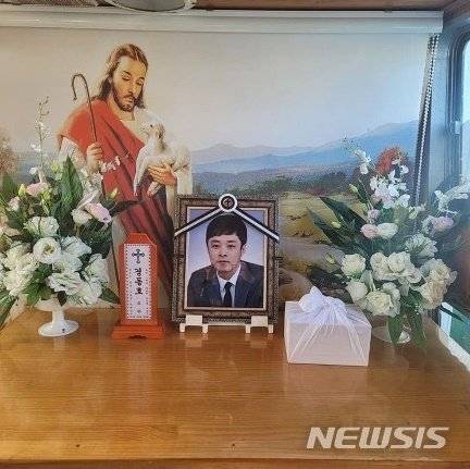 [서울=뉴시스]방송인 故경동호. (사진=가수 모세 인스타그램 사진 캡처) 2021.01.12. photo@newsis.com /사진=뉴시스