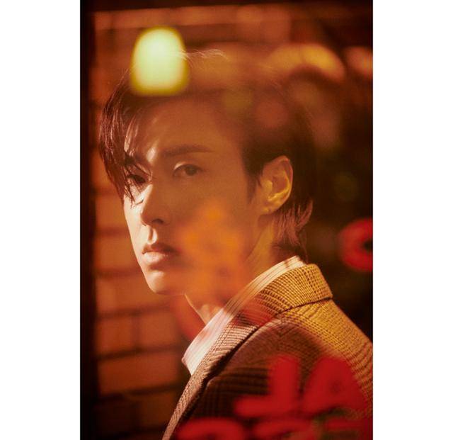 동방신기 유노윤호가 컴백을 기념해 팬들과 카운트다운 생방송을 진행한다. SM엔터테인먼트 제공