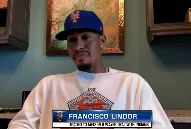 ▲ 프란시스코 린도어가 새 소속팀 뉴욕 메츠 모자를 쓰고 화상 인터뷰에 참석했다.
