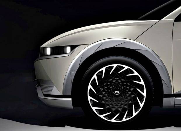 현대차 아이오닉 5에는 20인치 휠이 탑재된다. 사진=현대차