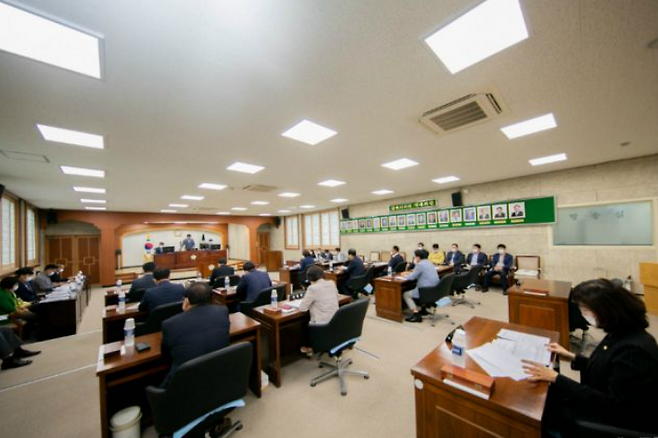 참여자치전북시민연대  의정활동 실태조사에서 최하위로 평가된 김제시의회. 김제시의회 홈페이지 캡처