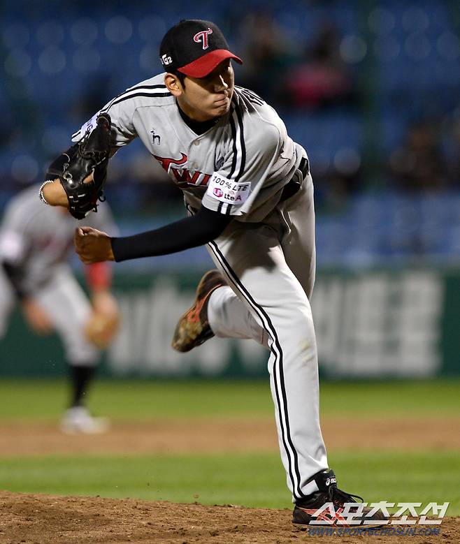 LG 시절 송윤준의 데뷔전. 상대는 한화였다. 허상욱 기자 wook@sportschosun.com