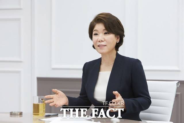 조은희 서울 서초구청장이 안철수 국민의당 대표를 향해 서울시장 야권 후보 단일화를 외면하고 대권행보를 하고 있다며 맹비난했다./서초구 제공