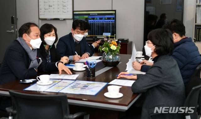 정동균 양평군수(왼쪽 첫번째) 코레일 방문.