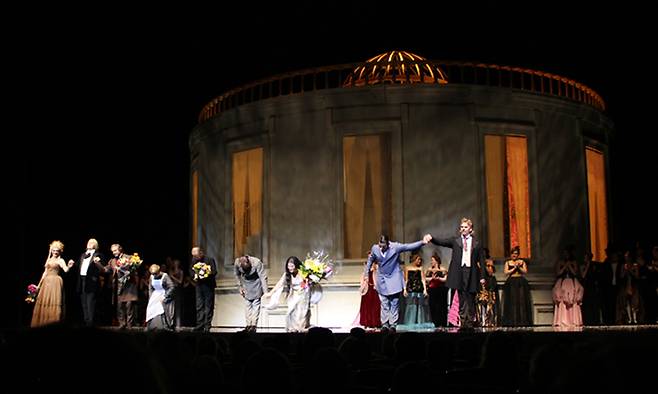 마린스키 극장. 문화 수도 상트페테르부르크에는 100여개의 다양한 극장이 있다고 한다. 그 중 단연 최고는 발레단이 유명한 마린스키 극장이다.