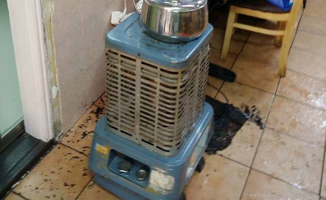 중국집에 있던 석유난로 [부산경찰청 제공·재판매 및 DB 금지]