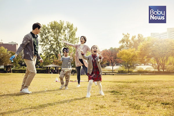 '경기아이사랑 부모학교 동아리 지원 사업' 참여 단체를 공개 모집하는 경기도. ⓒ베이비뉴스