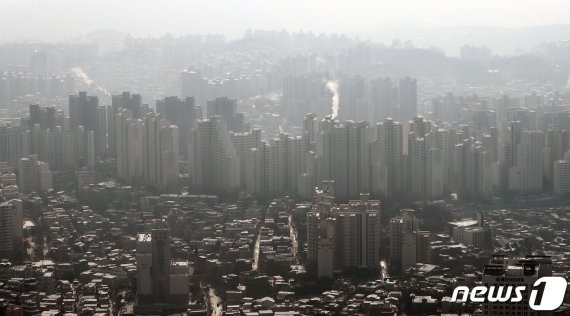 서울 여의도 63빌딩에서 바라본 서울 아파트단지. 2021.1.13/뉴스1 © News1 박세연 기자 /사진=뉴스1
