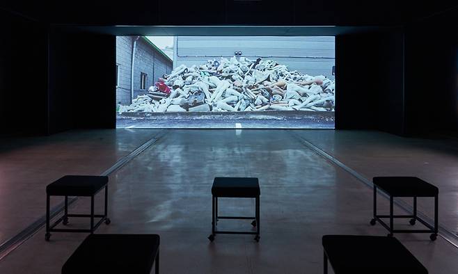 정윤석 작가 ‘내일’ 전시 전경. 국립현대미술관 제공