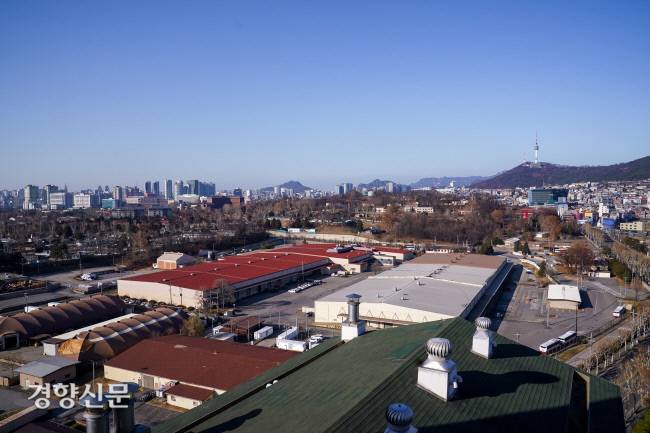 제1호 국가공원 용산공원 조성 예정지인 옛 용산미군기지 전경. 이석우 기자