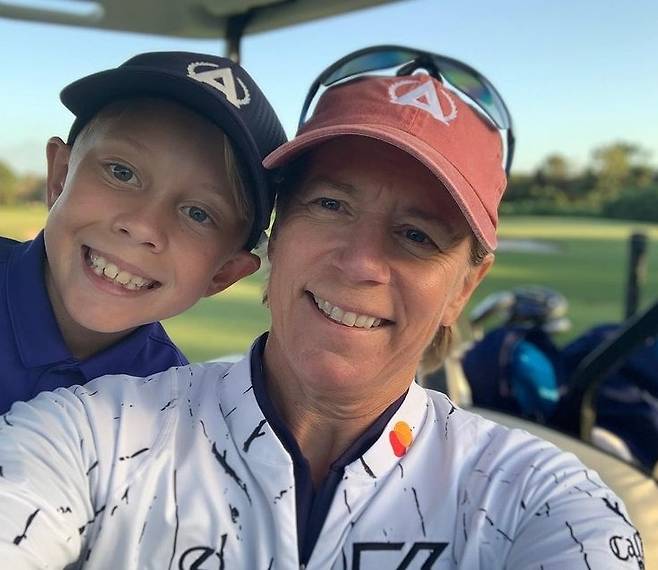 은퇴 후 첫 공식경기 출전하는 안니카 소렌스탐과 아들 윌 [소렌스탐 SNS]