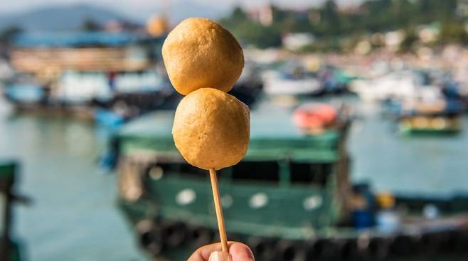 청차우에서 맛보는 카레 어묵