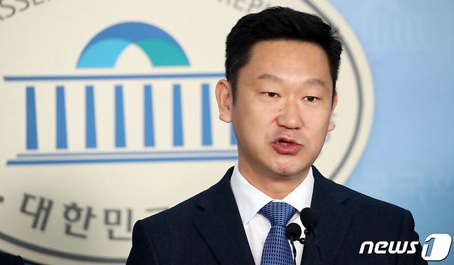 고(故) 노무현 전 대통령의 사위인 곽상언 변호사가 지난해 1월 서울 여의도 국회 정론관에서 더불어민주당 입당 기자회견을 하고 있다. 2020.1.22/뉴스1 © News1 김명섭 기자