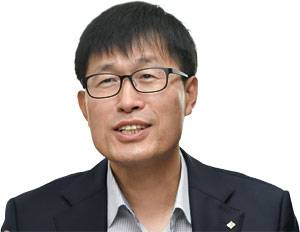 최용민광운대 경영학 박사, 무역협회 전 FTA통상연구실장, 전 베이징 지부장, 전 동향분석실장, 전 경영관리본부장