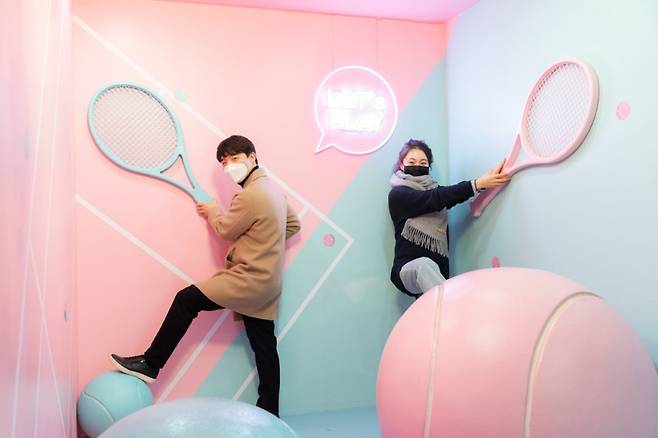 롯데월드 어드벤처 세젤예교 테니스코트 부스. /사진=롯데월드