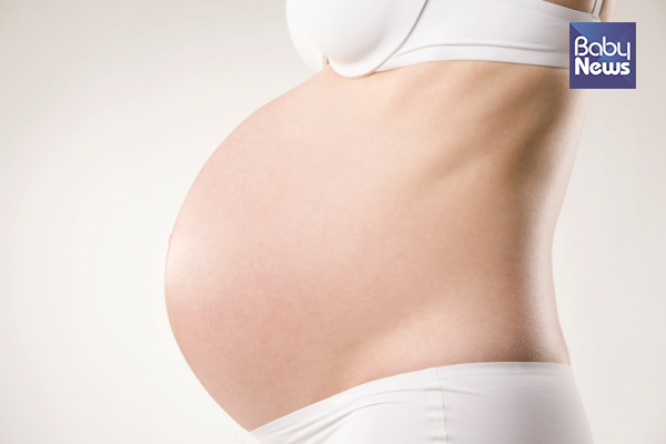 "아휴 힘들어, 빨리 낳고 싶다! '내진빨'이라도 받으면 진통이 좀 빨리 올까?" ⓒ베이비뉴스