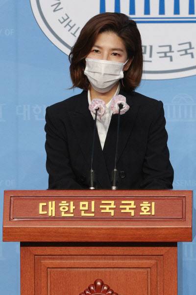 김예령 국민의힘 대변인은 27일 논평을 통해 최근 정부·여당이 공익신고자를 범죄자로 몰아세우고 있다며 비판의 날을 세웠다.(사진=연합뉴스)