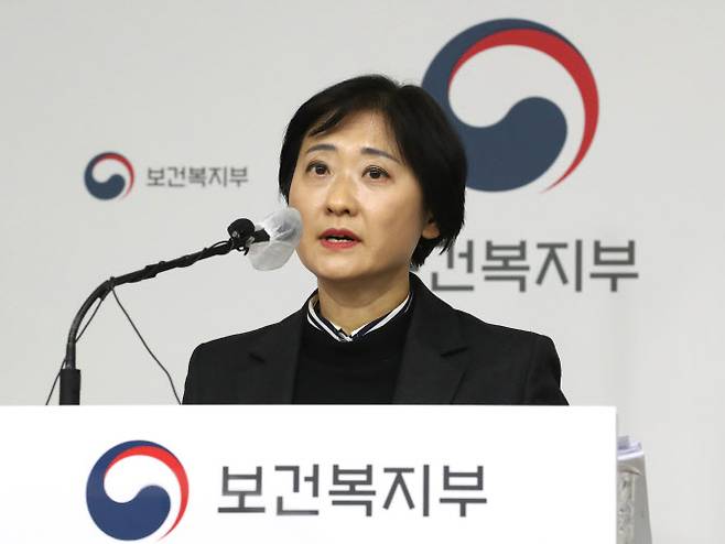 이스란 보건복지부 건강정책국장이 27일 오후 세종시 정부세종청사에서 제5차 국민건강증진종합계획을 설명하고 있다. (사진=연합뉴스)