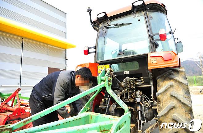 강원 화천군 임대 농기계. (화천군 제공) © 뉴스1