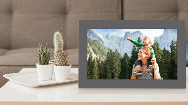 넷기어 뮤럴 MC315 디지털 액자. (사진=넷기어코리아)