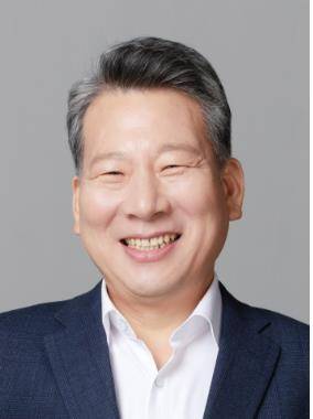 제17대 한국감정평가사협회장에 당선된 양길수 신임 회장 (사진=한국감정평가사협회)
