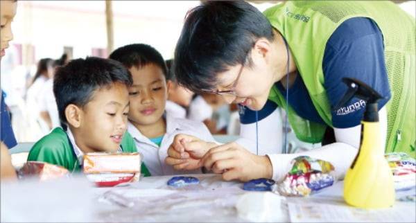 라오스 새희망학교 9호 기증 글로벌임직원봉사단