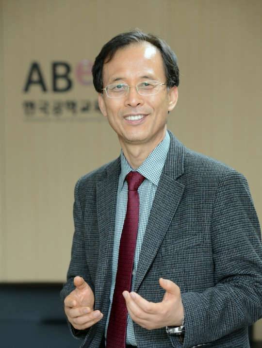 송동주 영남대 명예교수. 영남대 제공